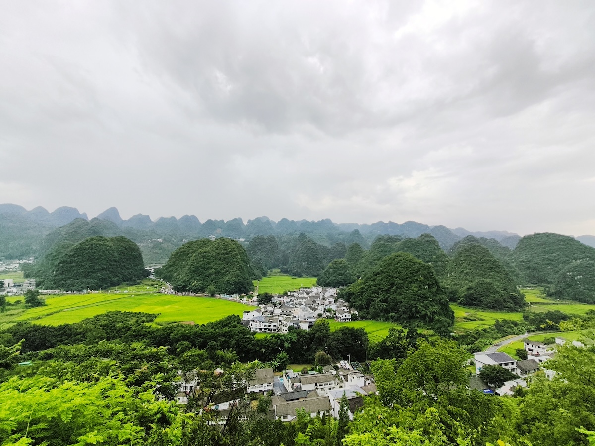 万峰林的可爱小山峰